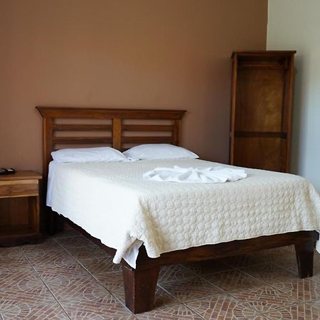 Hotel Pacuare Siqurres Da Alegria Kültér fotó